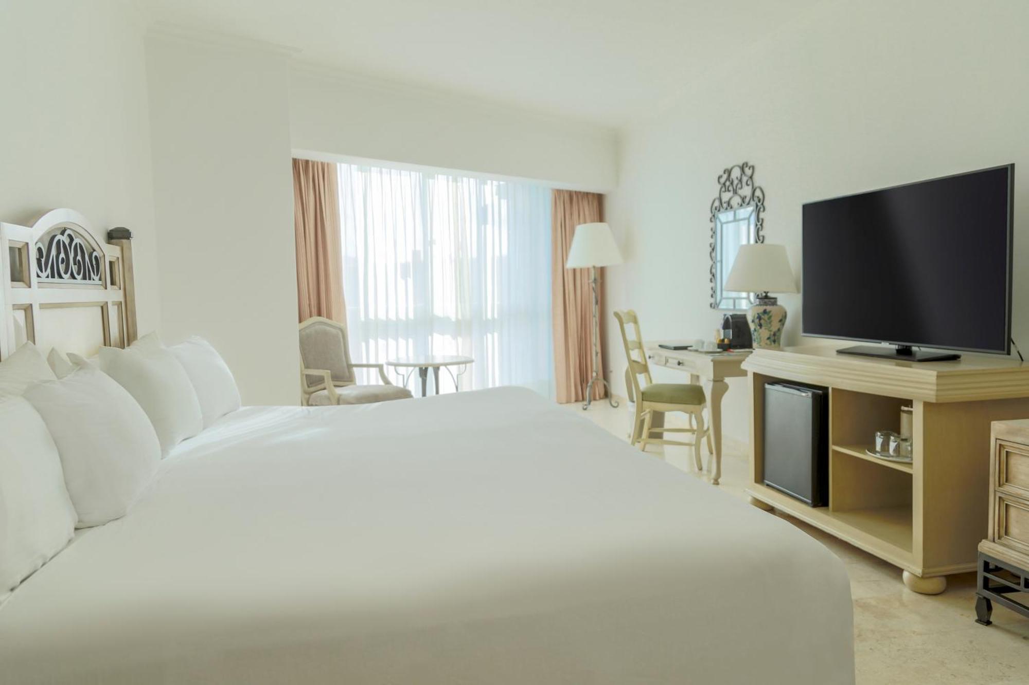 Resort Sandos - Adults Only