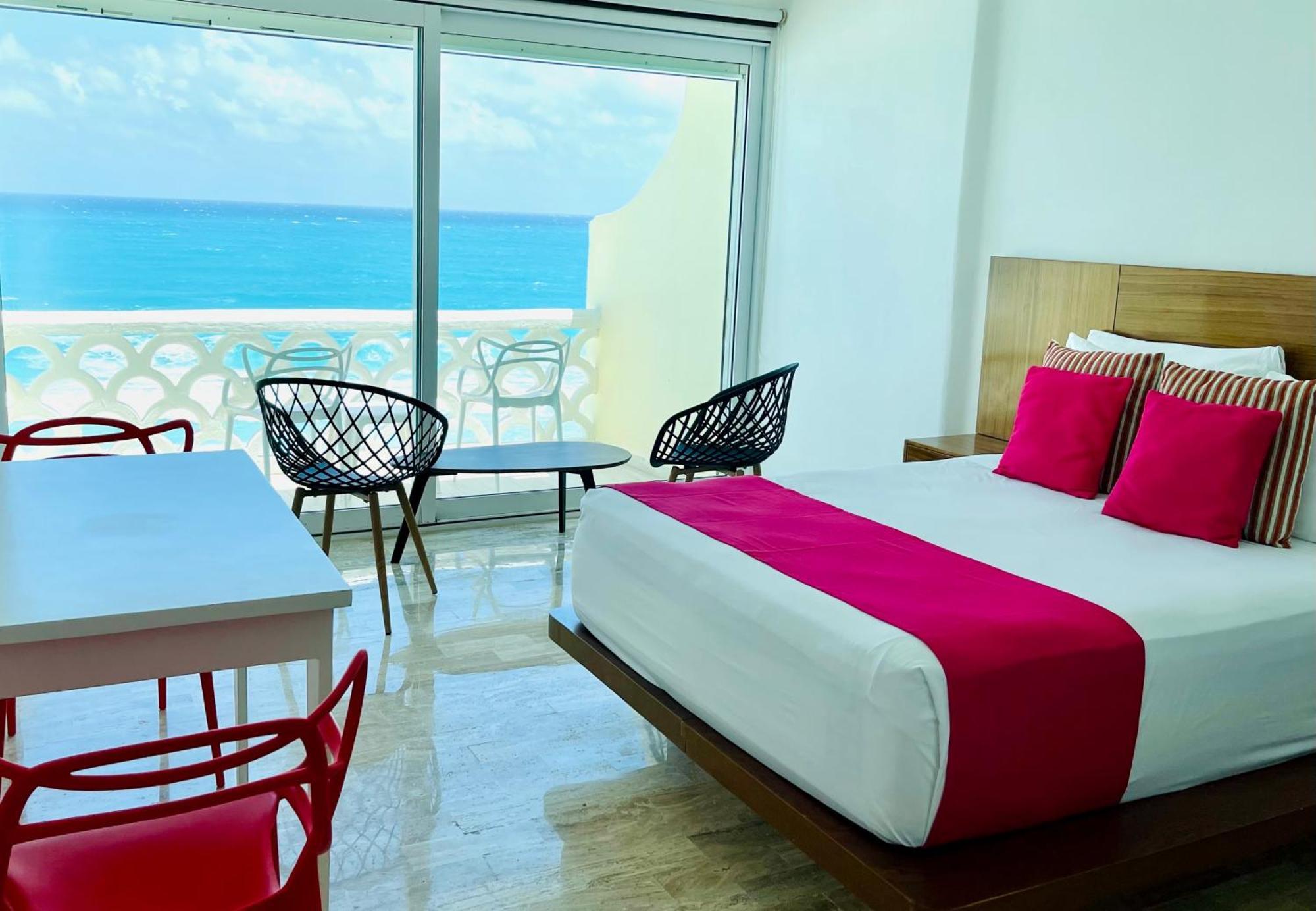 Apartment And Ocean Front Cancun