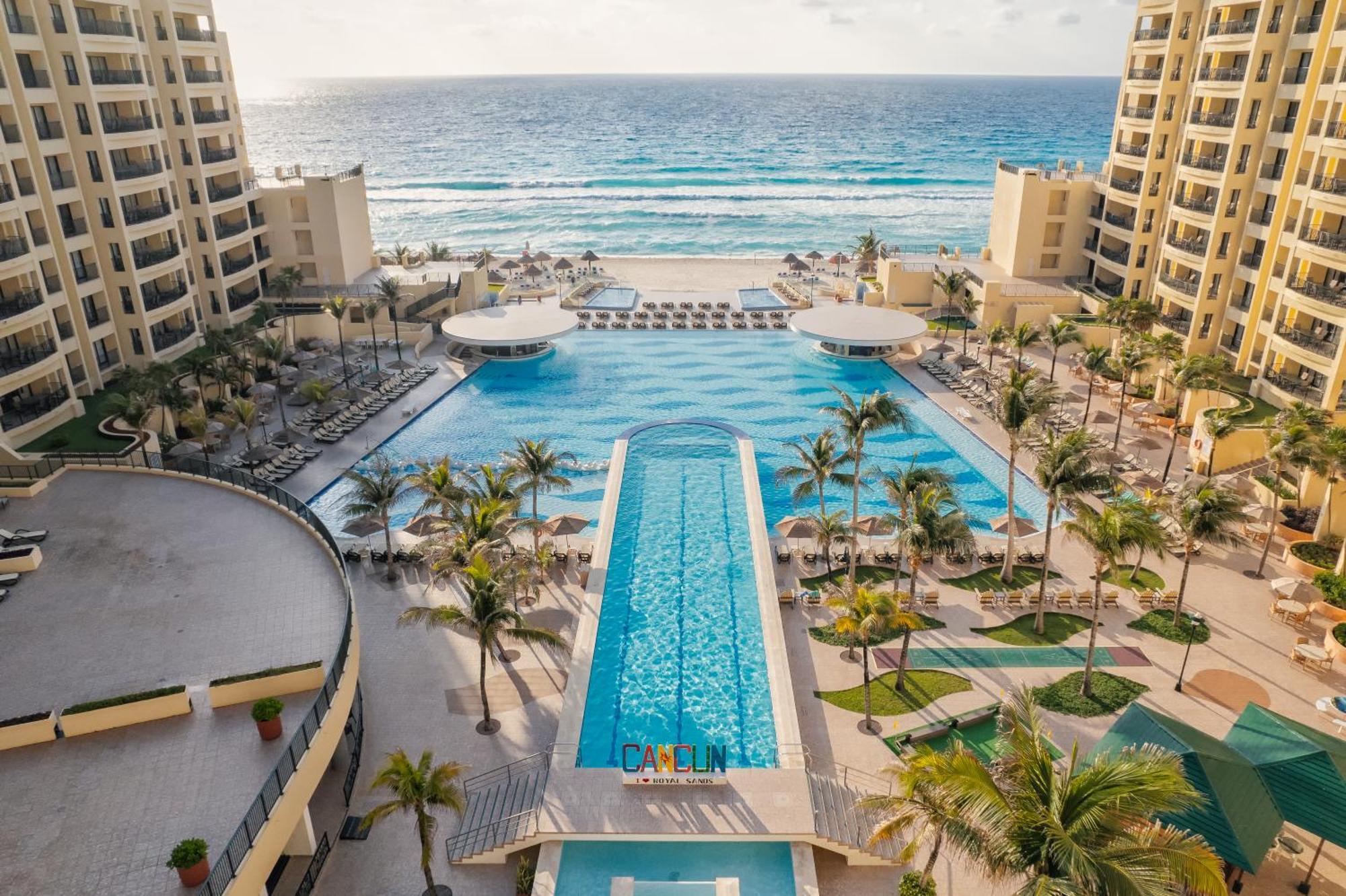 The Royal Sands & Resort Cancun