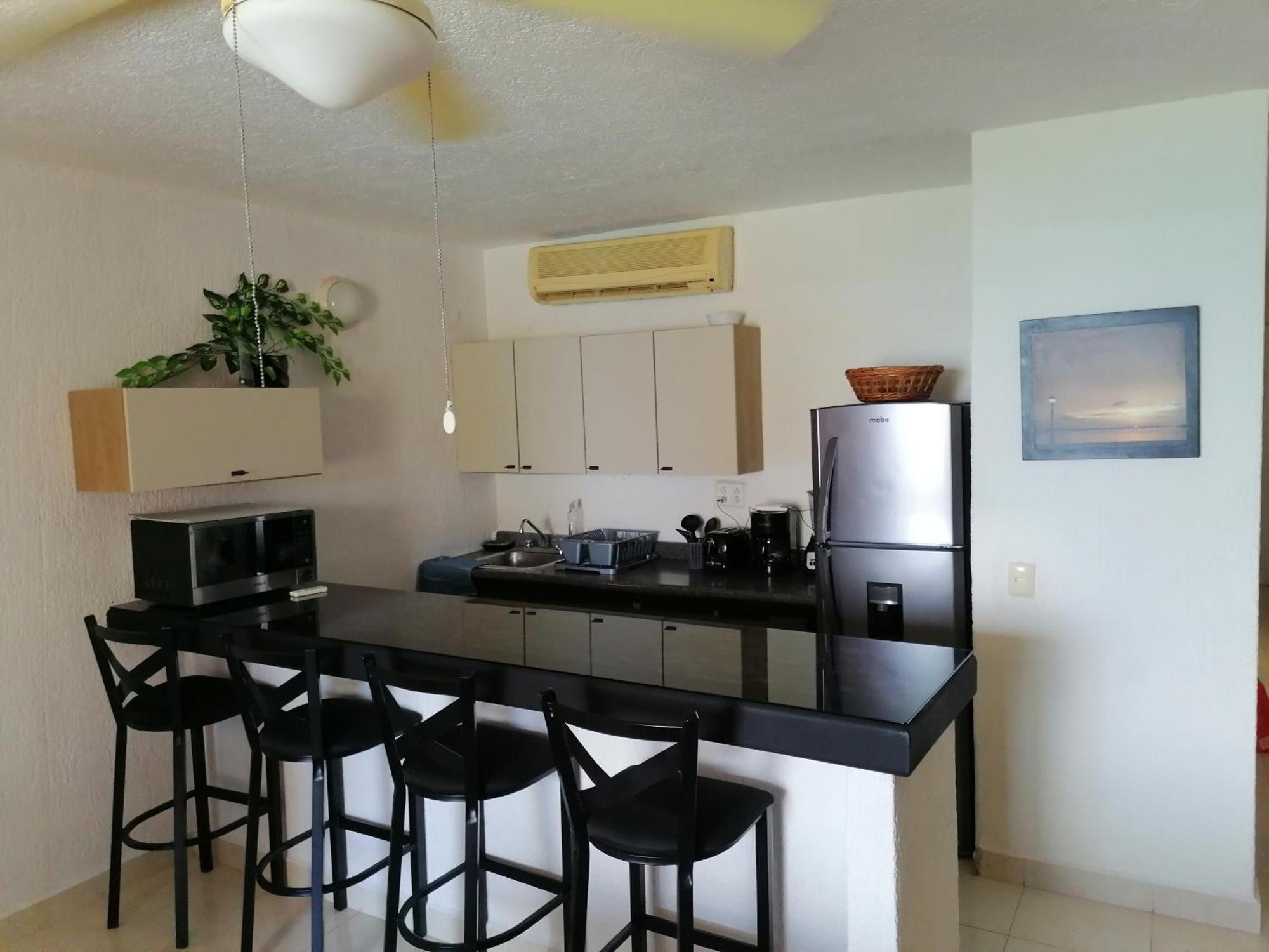 Apartment Beautiful A Few Stps To Sea