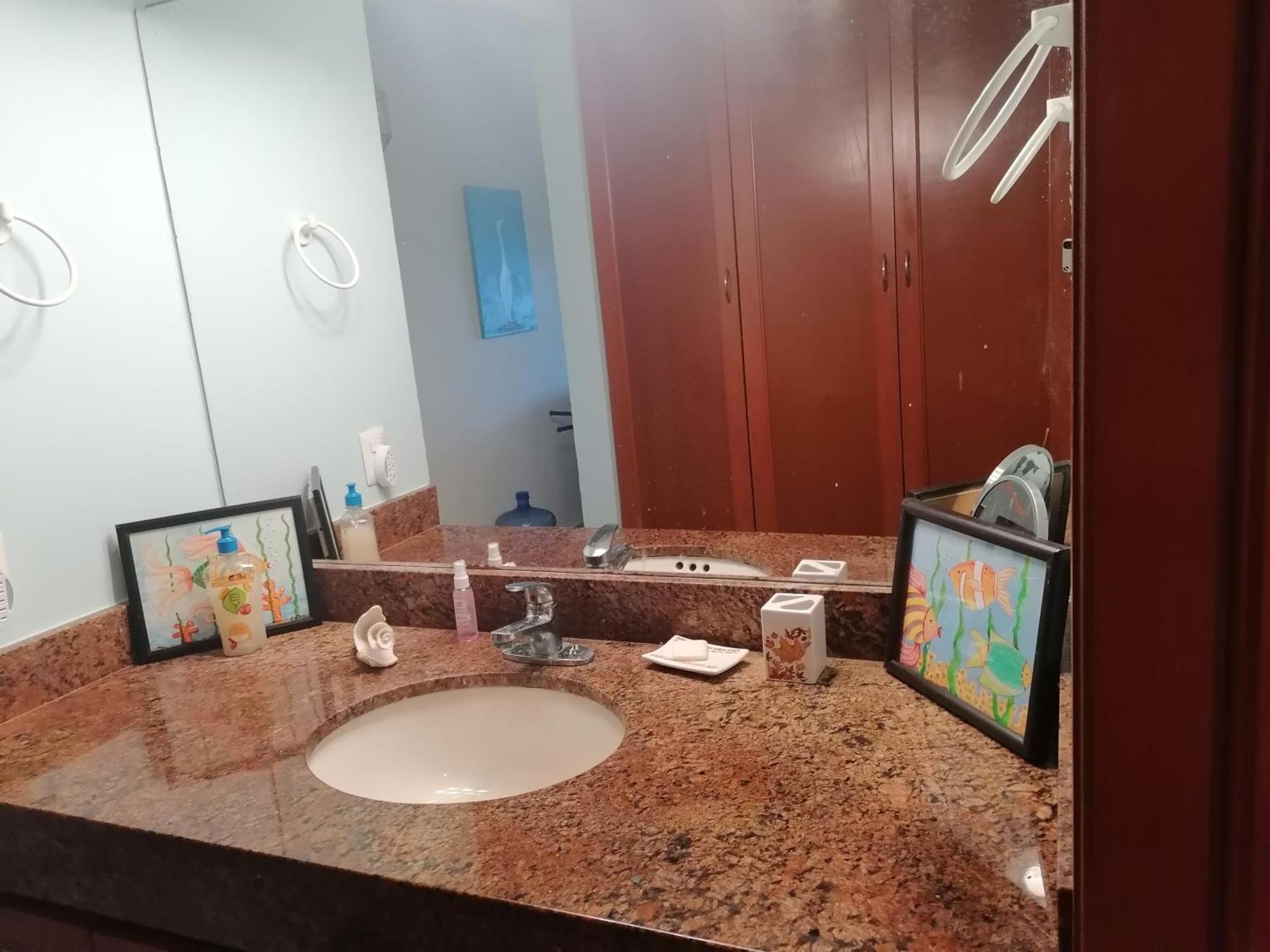 Beautiful A Few Stps To Sea Apartment *