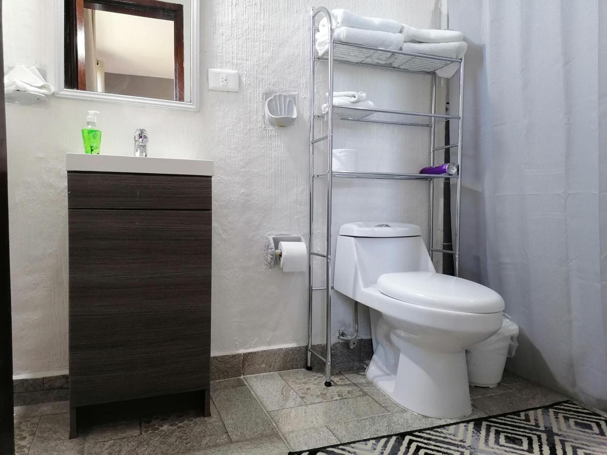 Beautiful A Few Stps To Sea Apartment *