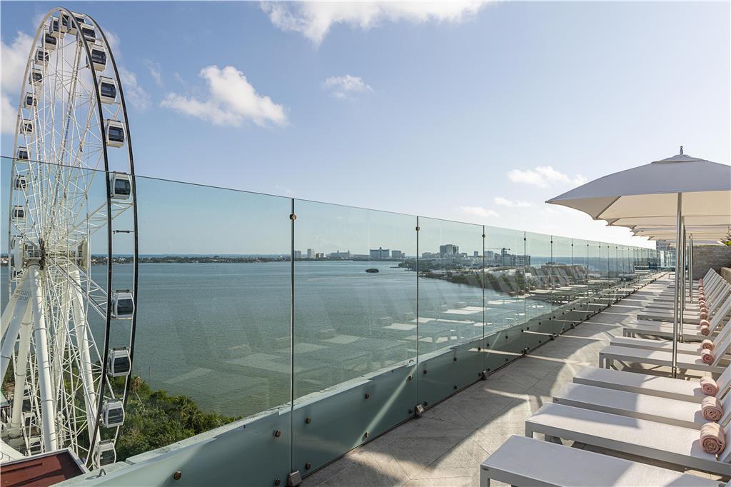 Hotel Canopy By Hilton La Isla