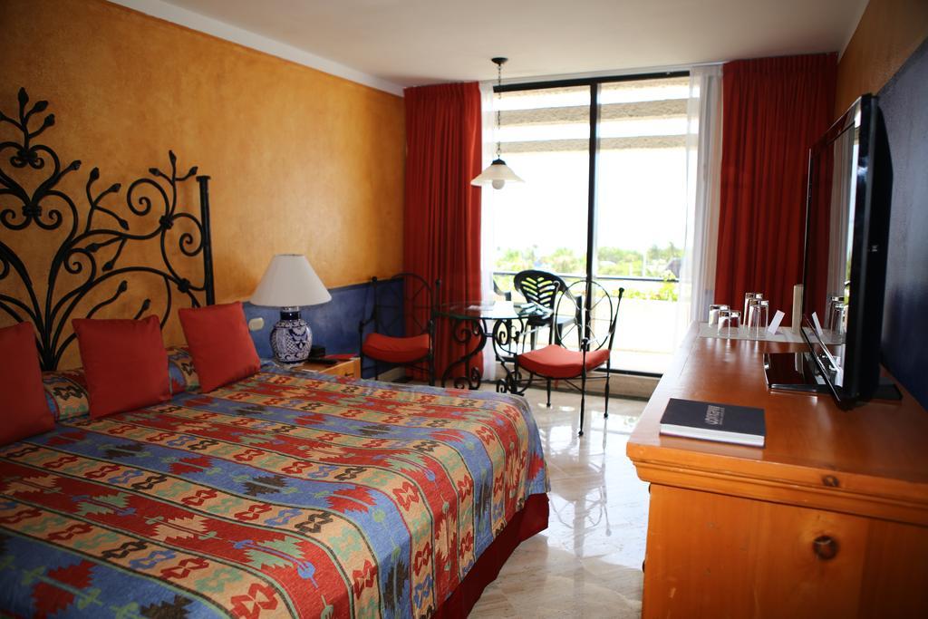 Oasis Lite 4* Cancun