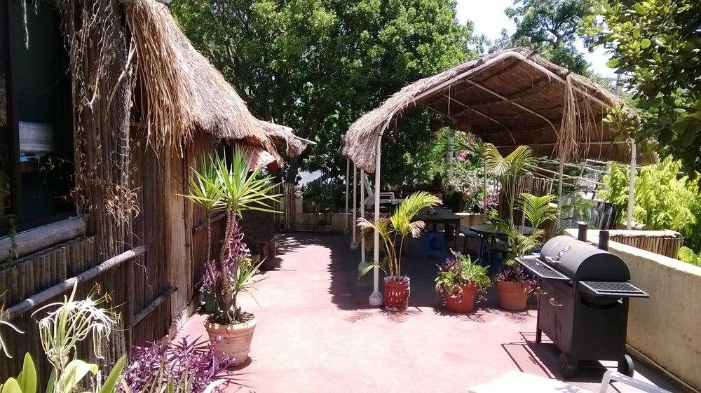 Mayan Hostel *