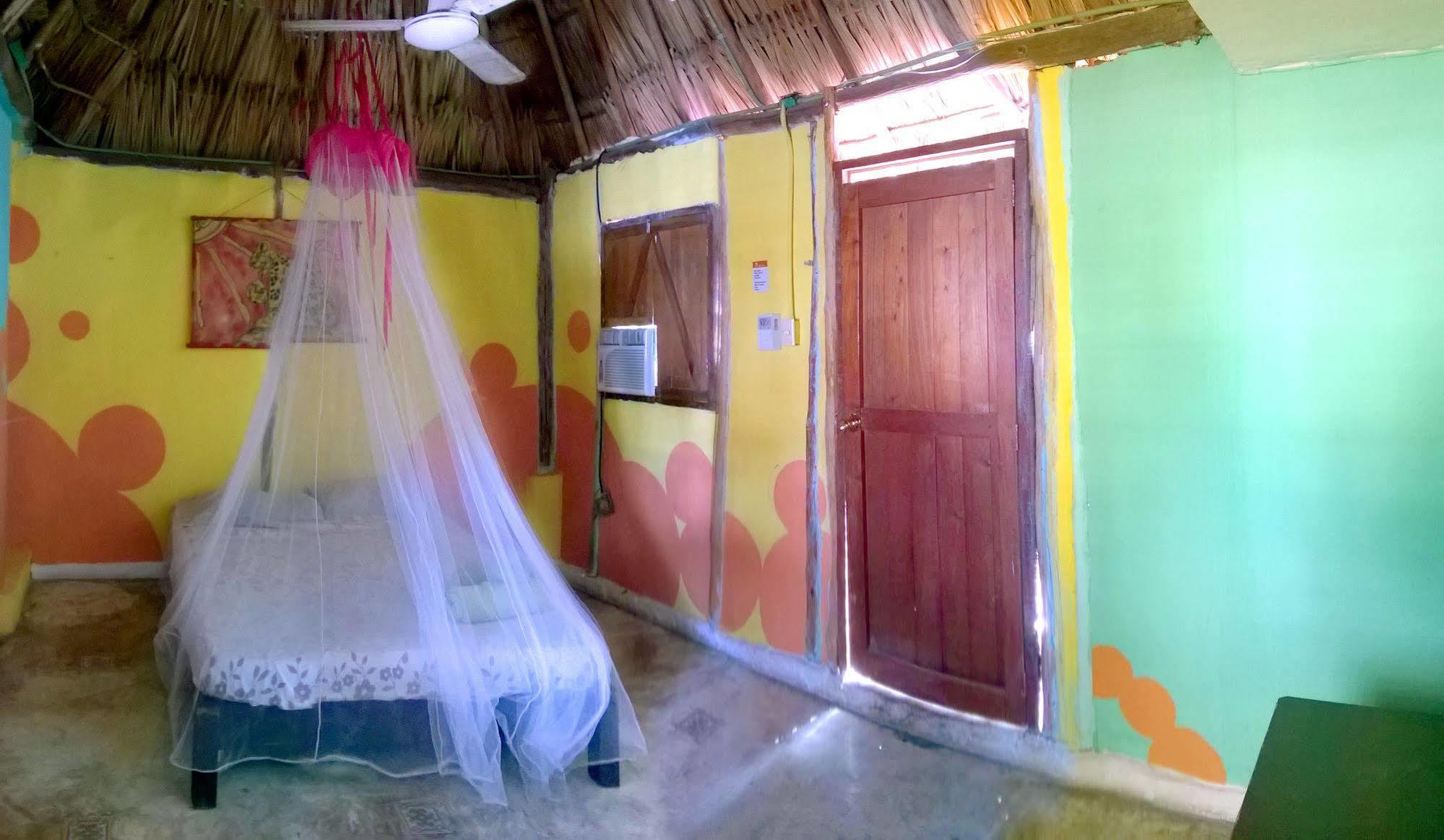 Hotel Mayan Hostel Cancun