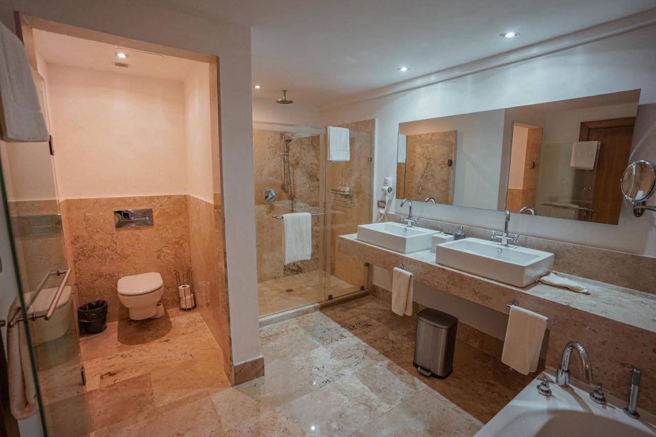 La Amada With Marina View Apartment