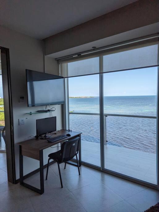 Apartment Peninsula Luxury With Ocean Front And Espectacular Views - No Pets Cancun