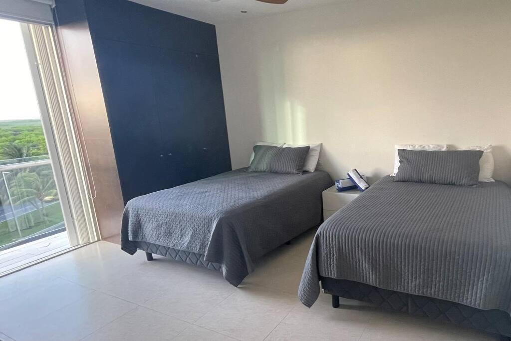 Peninsula Luxury With Ocean Front And Espectacular Views - No Pets Cancun