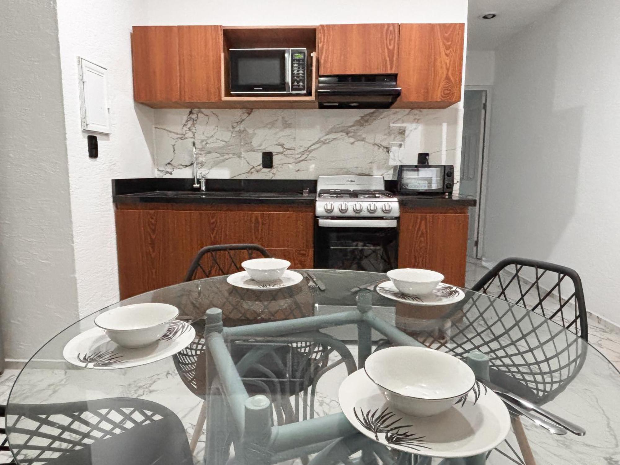 Apartment Brisas Shores Terrace, Beachfront 1 Bedroom With Pool, Zone *