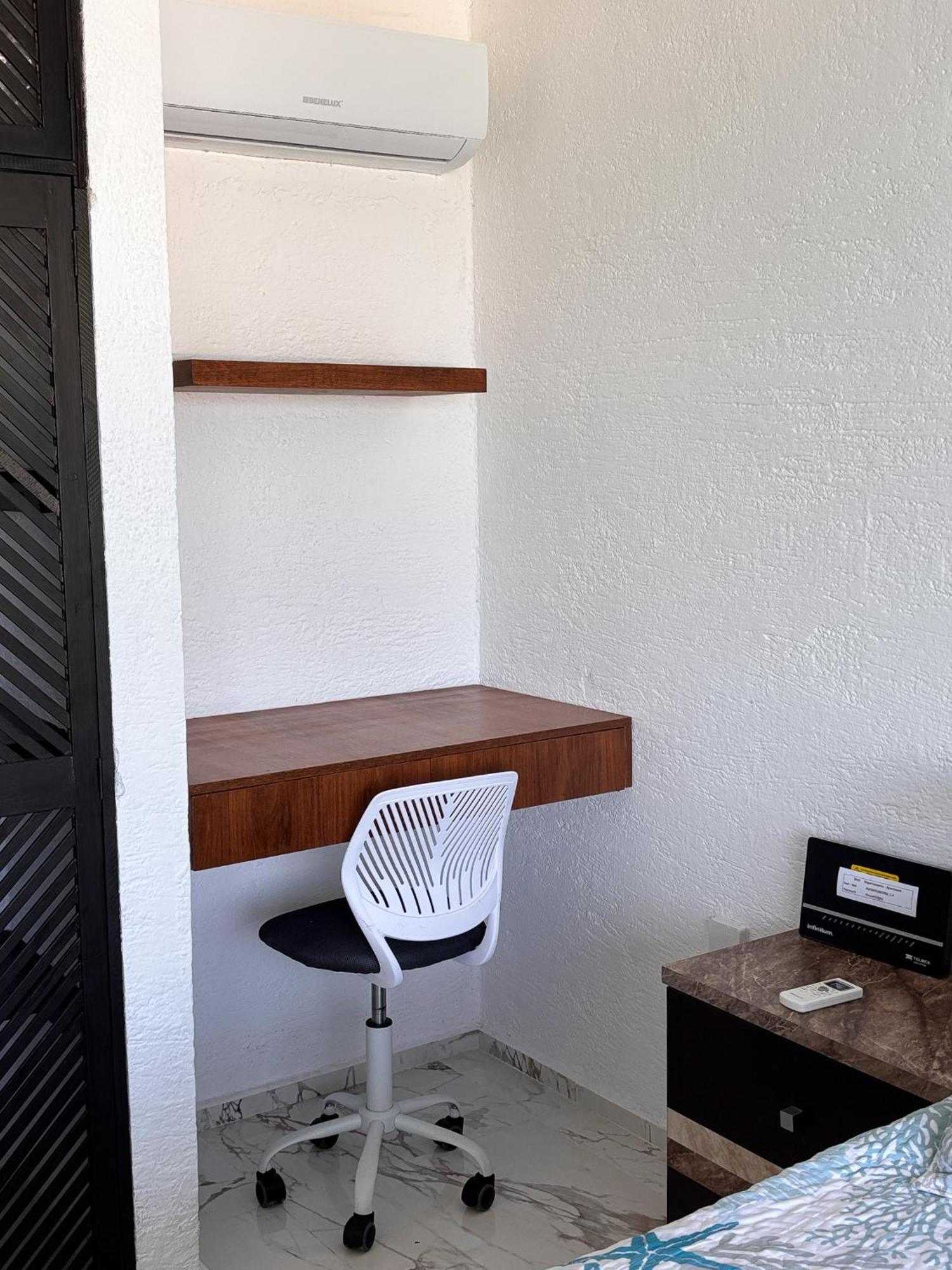Brisas Shores Terrace, Beachfront 1 Bedroom With Pool, Zone * Cancun