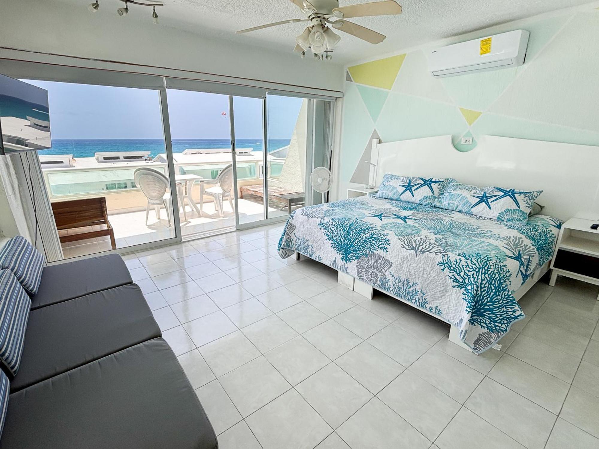 Apartment Brisas Shores Terrace, Beachfront 1 Bedroom With Pool, Zone *