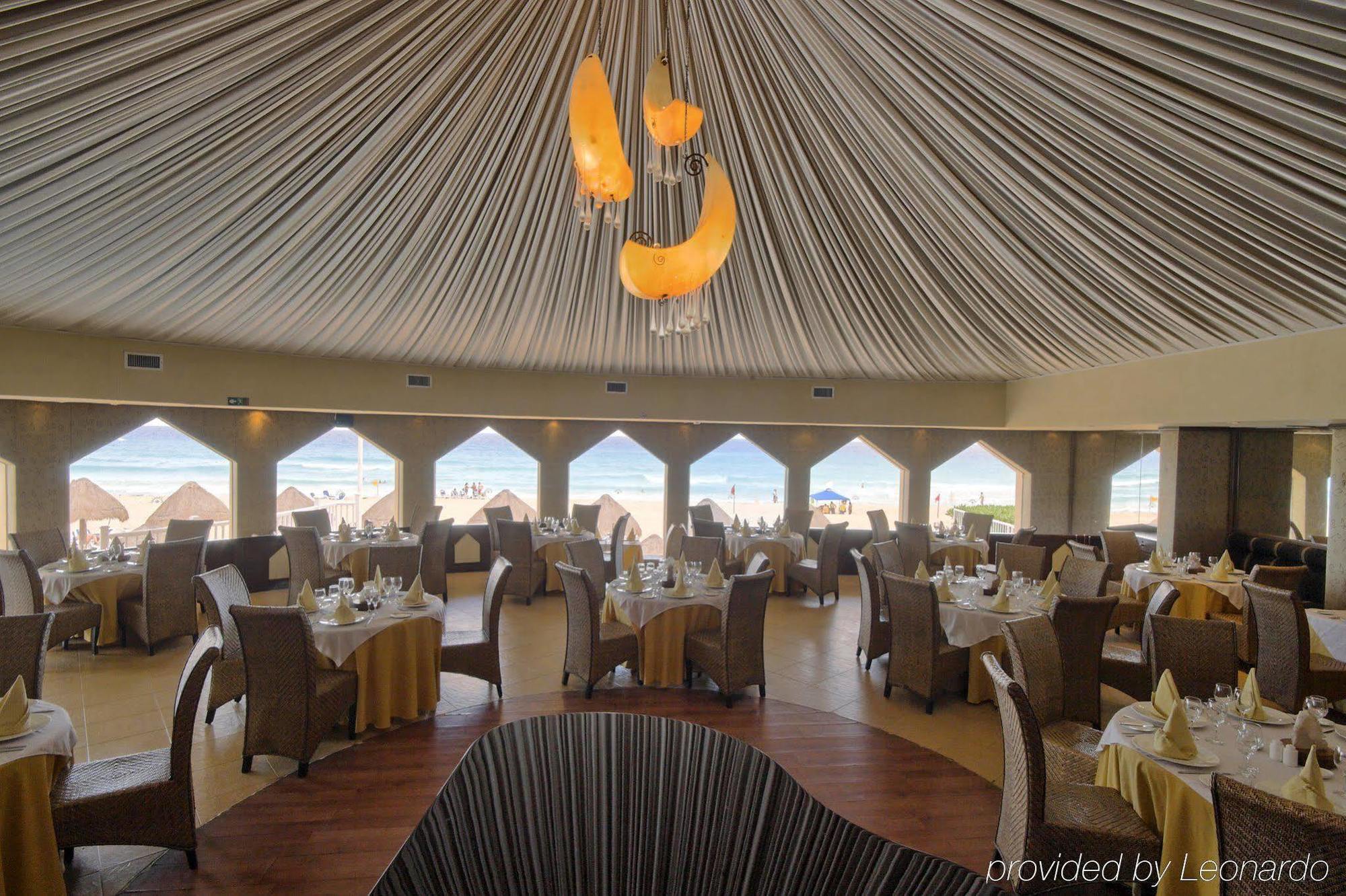 Golden Parnassus Adults Only & Hotel Cancun