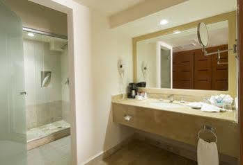 Golden Parnassus Adults Only & 5* Cancun
