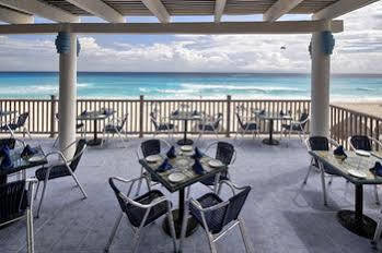 Golden Parnassus Adults Only & Hotel Cancun
