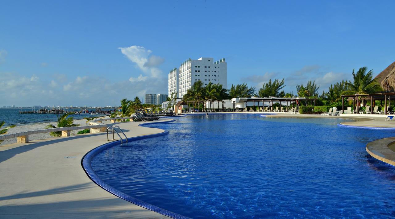 Aparthotel Ocean Front Amara's Condo...best Layout Views *