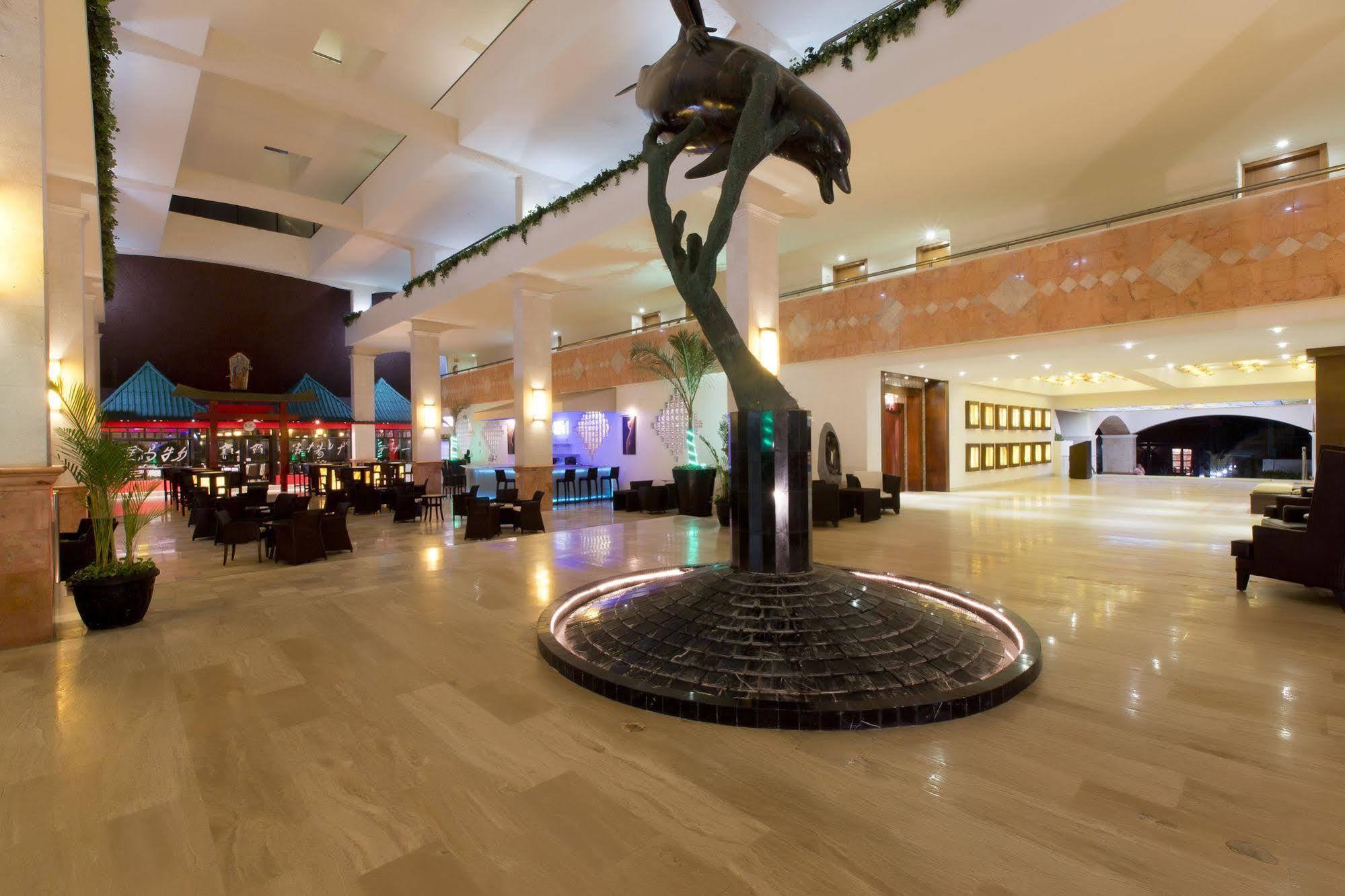 Golden Parnassus Adults Only & Cancun