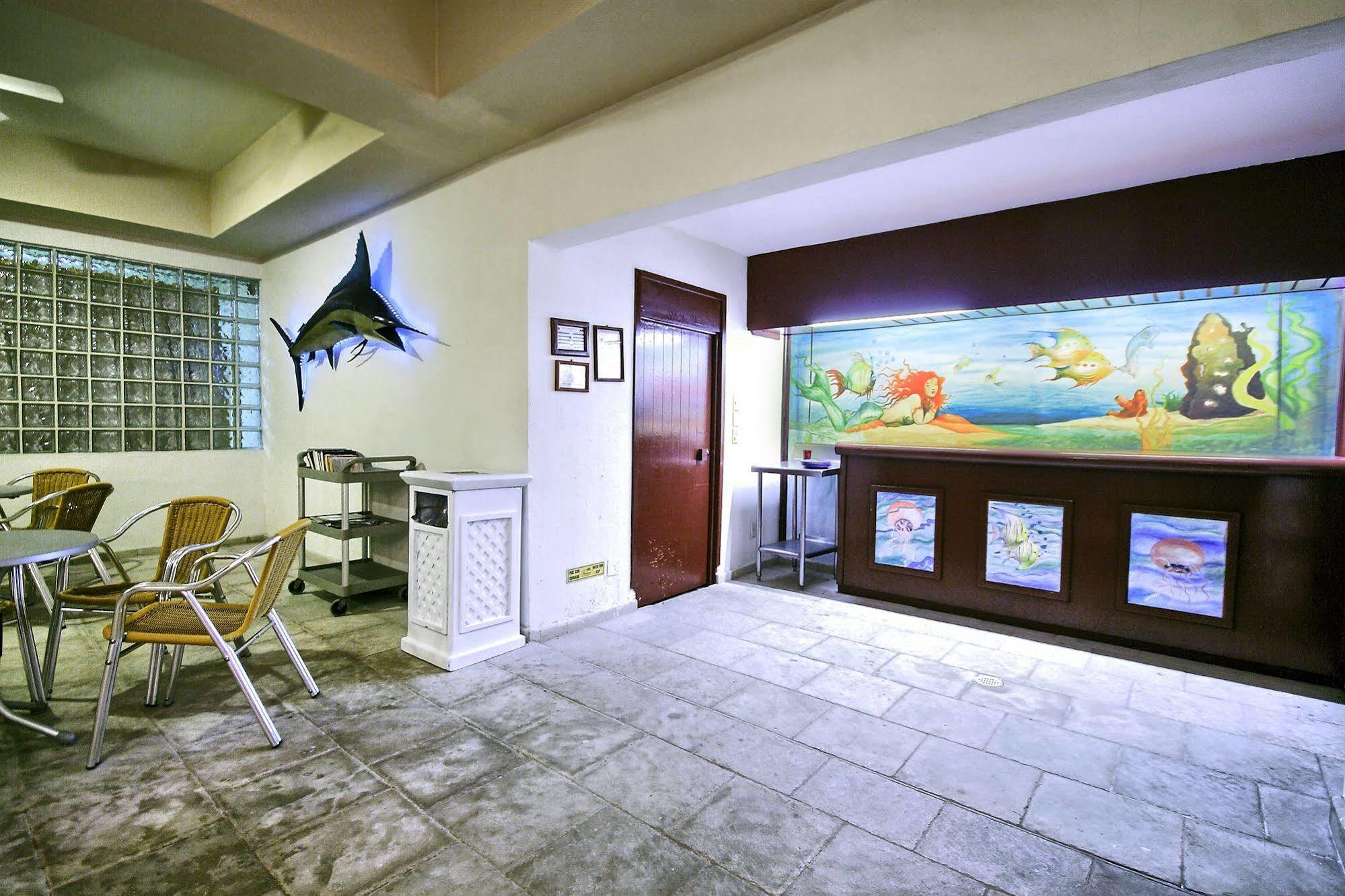 Golden Parnassus Adults Only & Hotel Cancun
