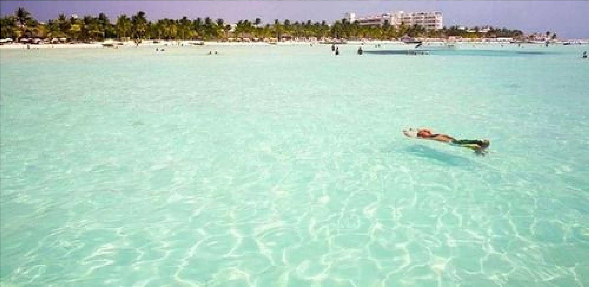 Boat And Bed Ocean View 2* Cancun