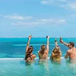 Garza Blanca Resort