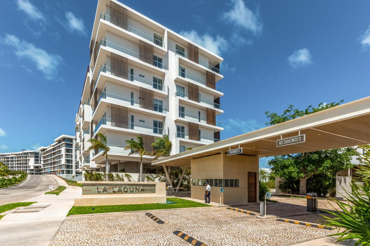 Apartment @ Riva *