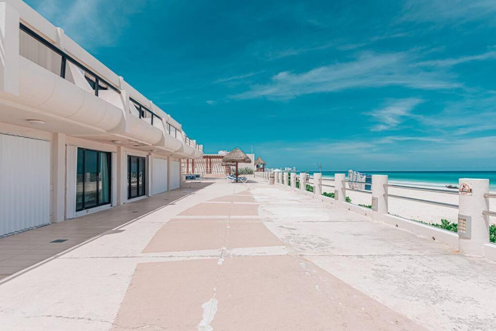 Apartment Beachfront Marlin 107 Cancun