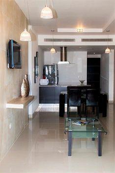 Barcelona Tower 4* Cancun