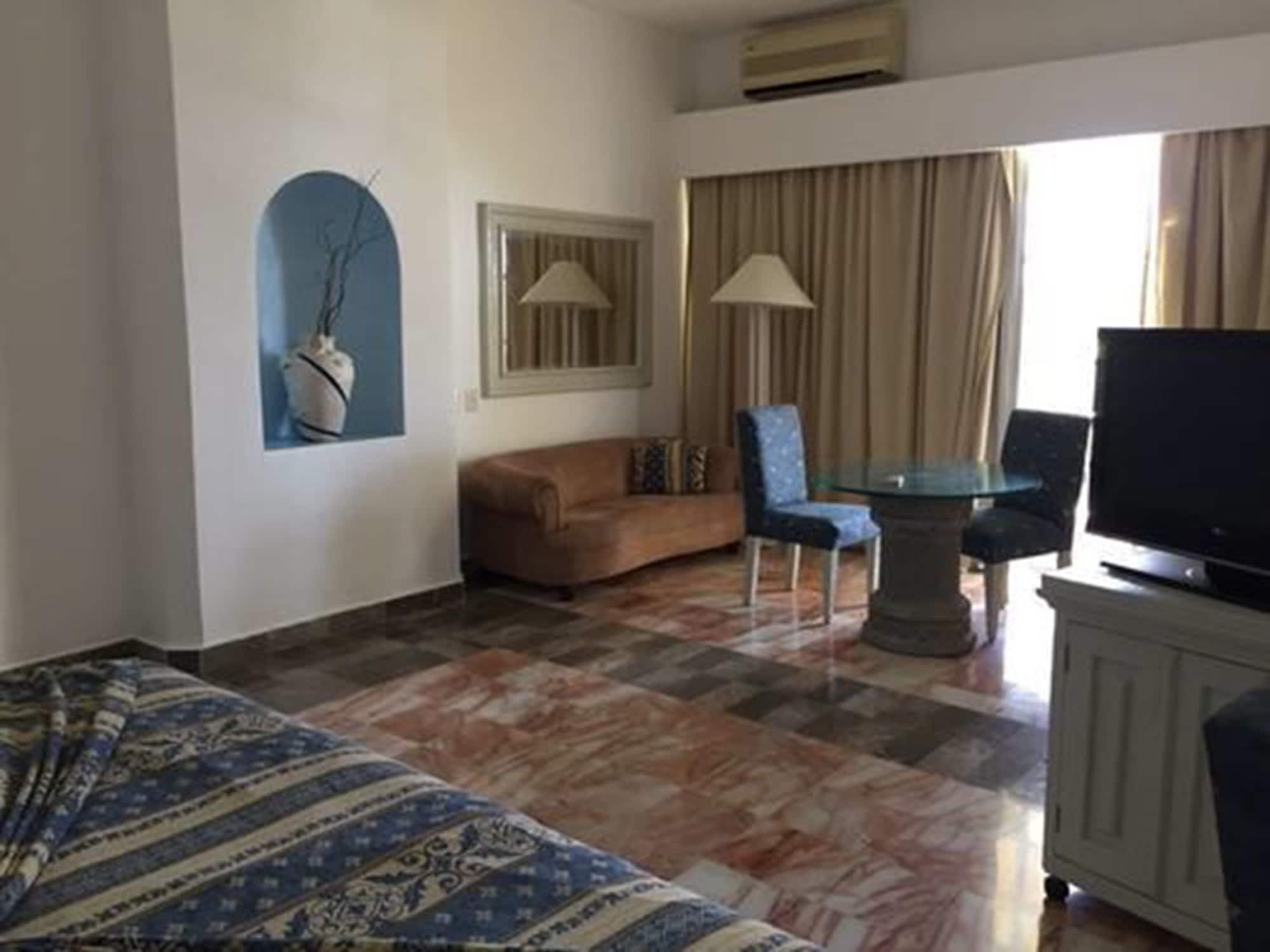 & Museo Casa Turquesa Hotel