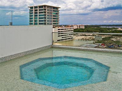 Torre Barcelona Suites Hotel Cancun