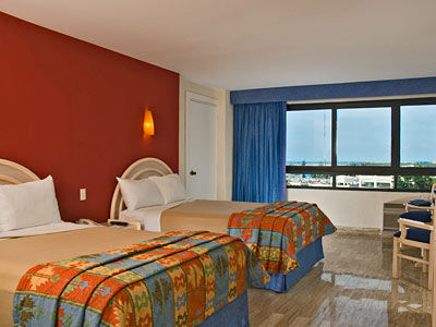 Oasis America 4* Cancun