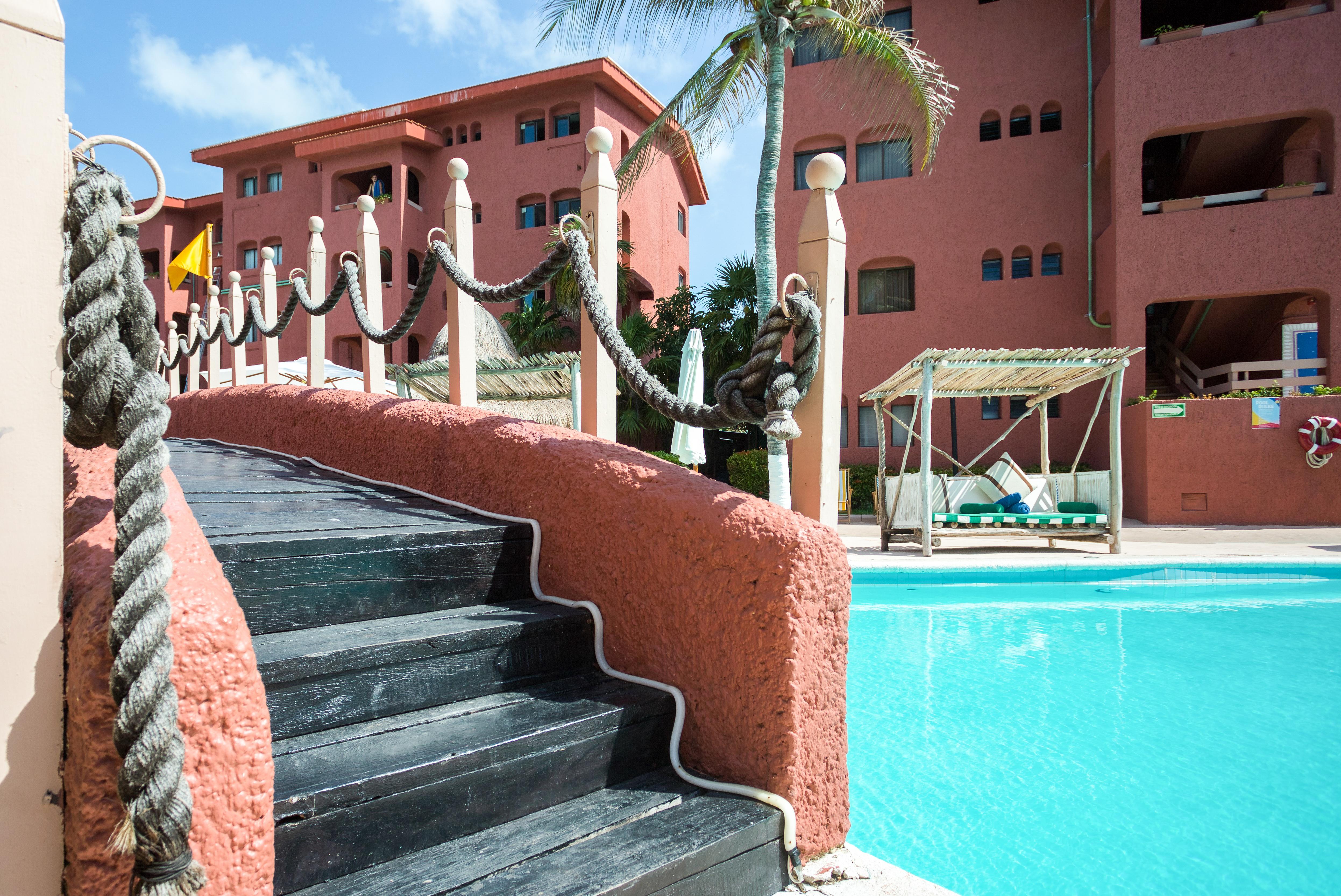 Aparthotel Cancun Zone 3*