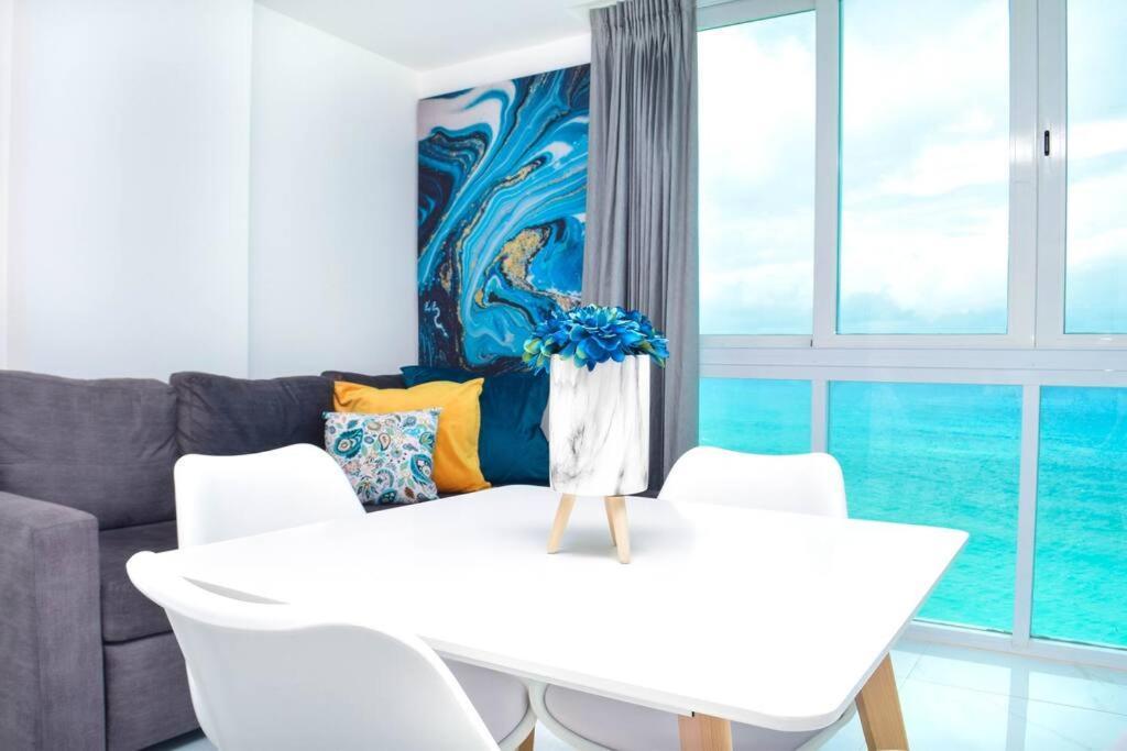 Estudio A Pie Playa, Increibles Vistas, Alberca, Gym, Jacuzzi, 3502 Apartment