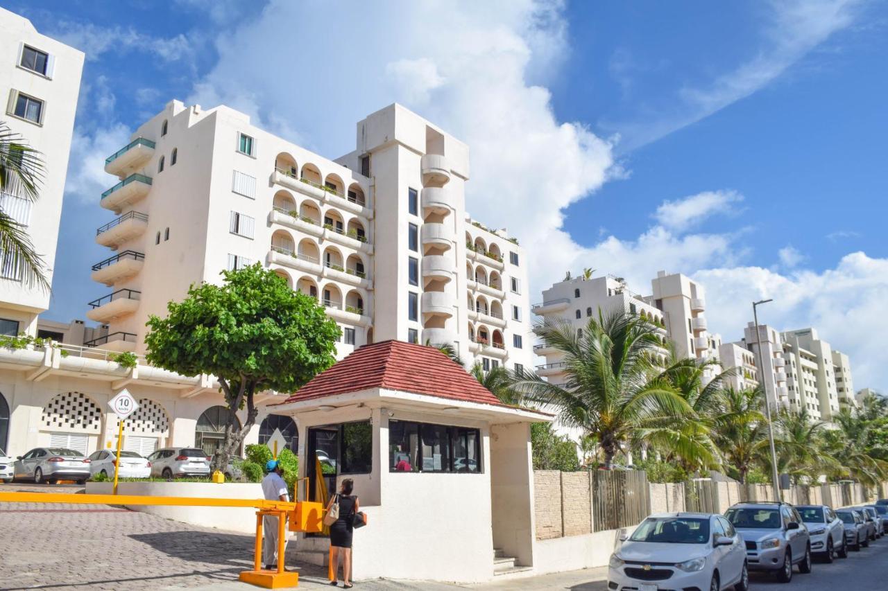 Apartment Beachfront Marlin 107 *