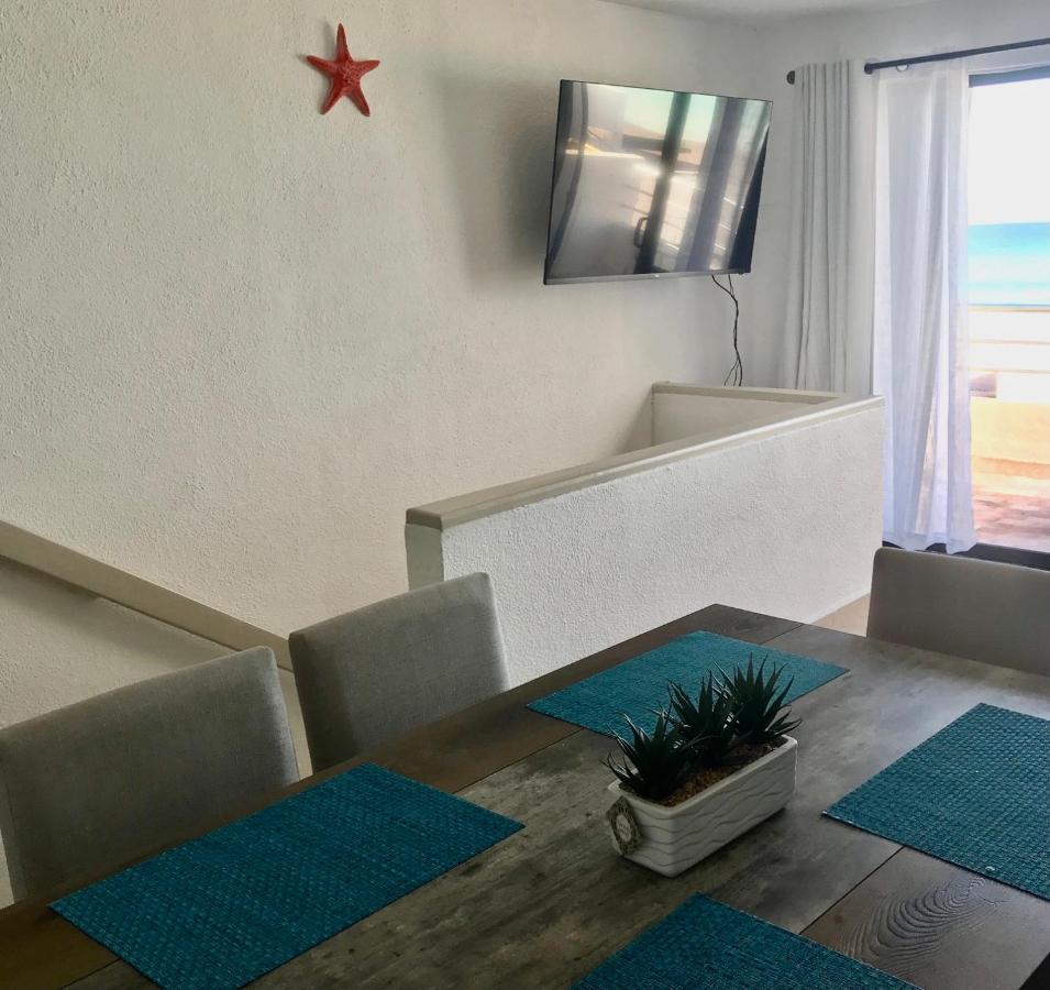 Cancun Hotel Zone, Beachfront 2 Bedroom Apartment - Prime Location Apartment Cancun
