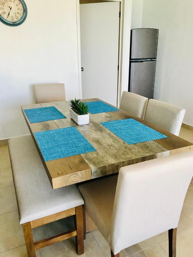 Apartment Cancun Hotel Zone, Beachfront 2 Bedroom Apartment - Prime Location