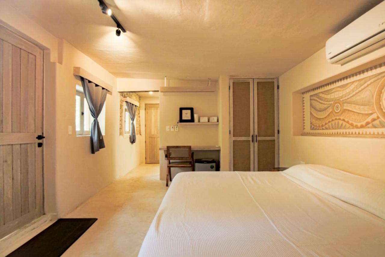 Oma - Holistic Healing Center
