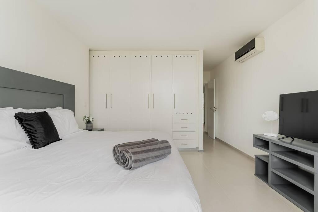 Seacost Beachfront 2bdr With Pool By Casa Paraiso Cancun