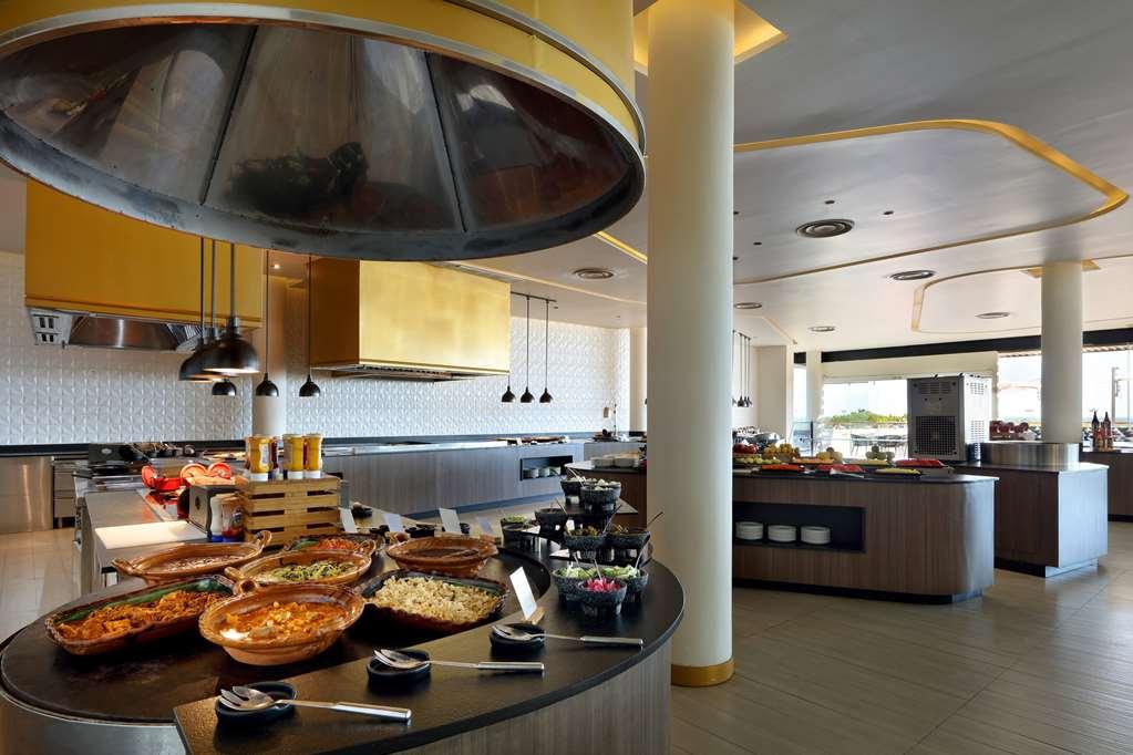 Grand Palladium Costa Mujeres