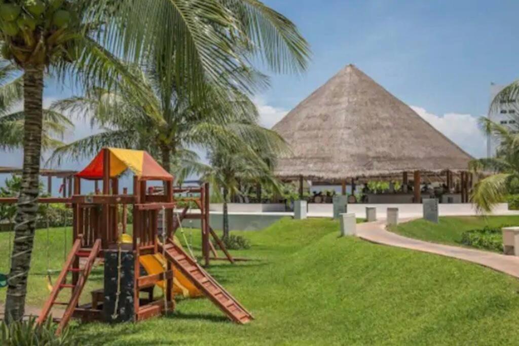 Apartment Luxury Beachfront Amara *