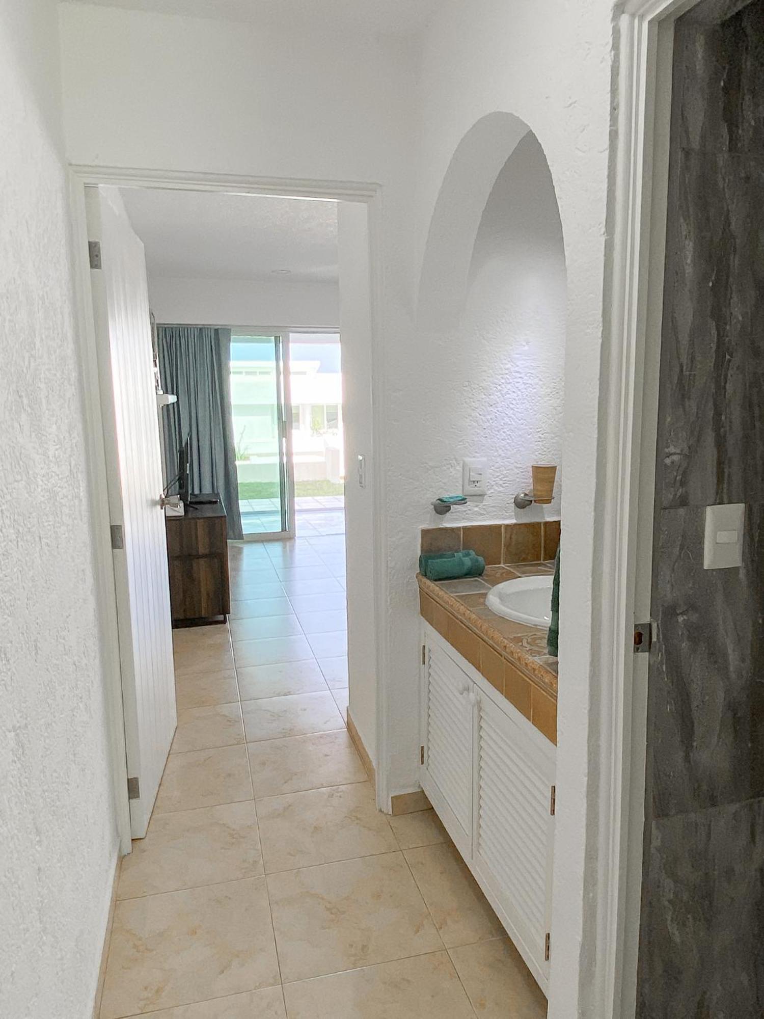 Beach Apartment Brisas Cancun, View And Private Garden, Zona Hotelera Cancun, Ground Floor Apartment Cancun