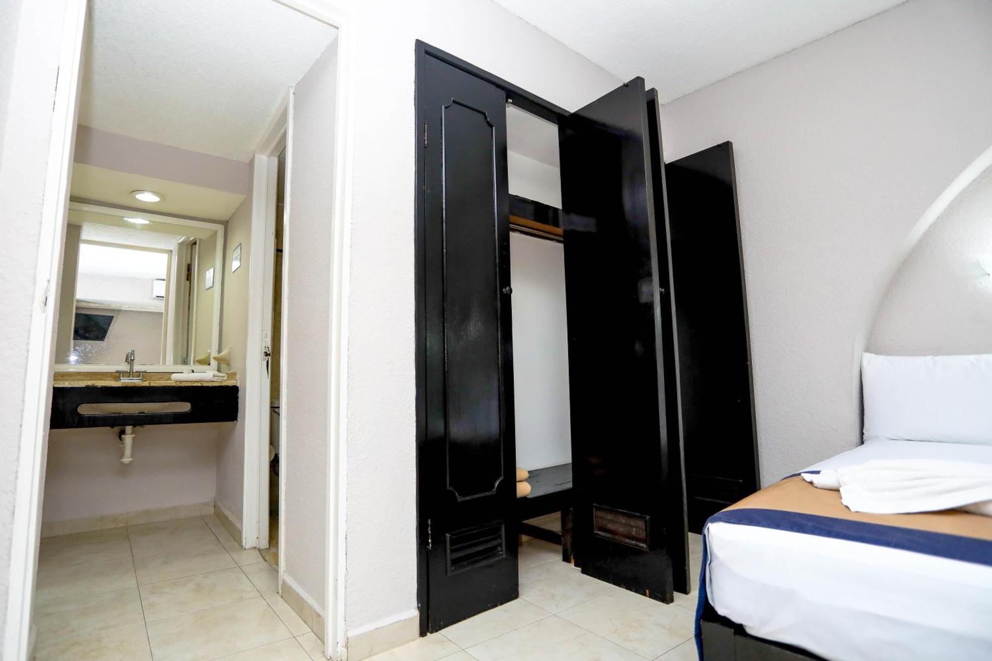 Caribe Internacional 3* Cancun