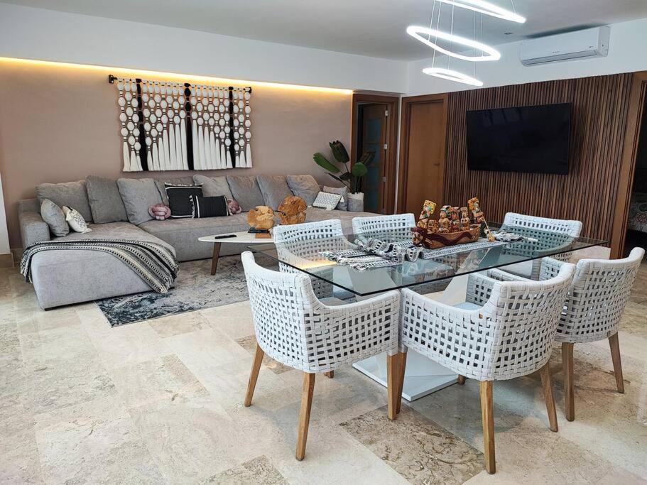 Apartment La Amada Residences, Luxury Penthouse.