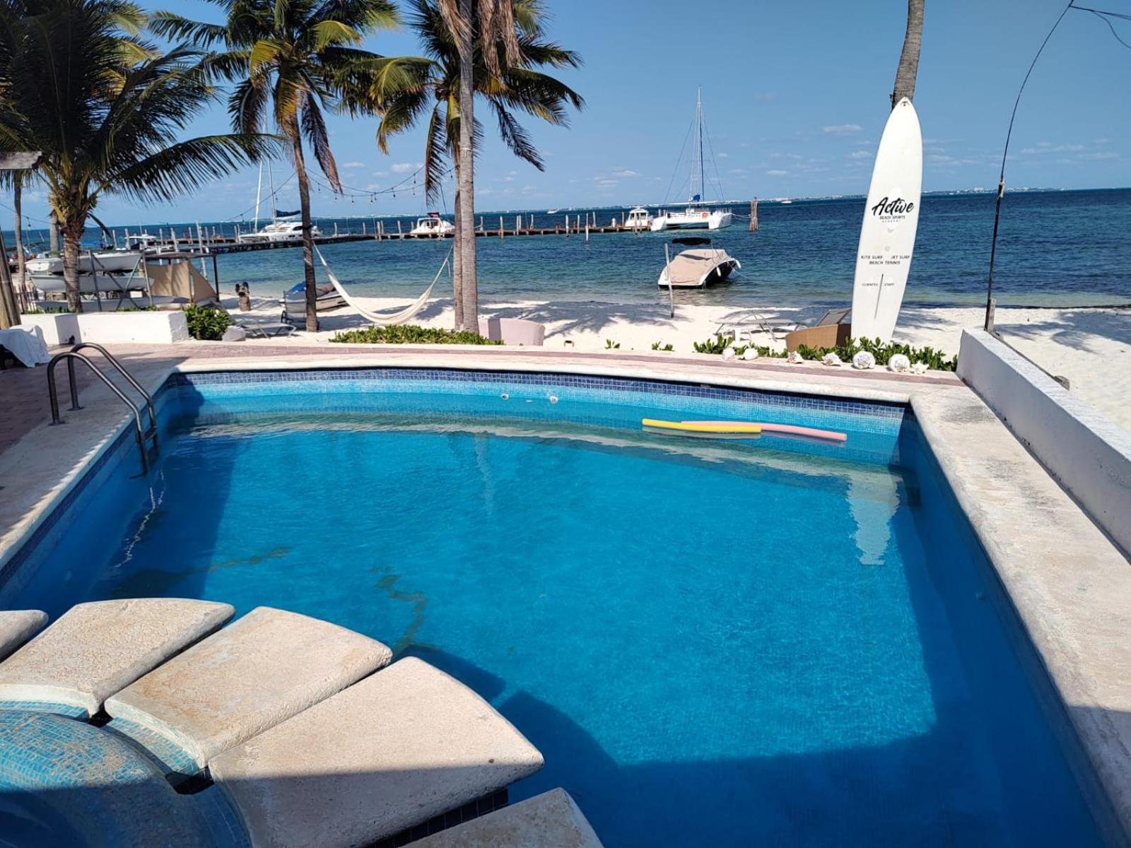 Apartment On The Surfers Sunrise Haven 1