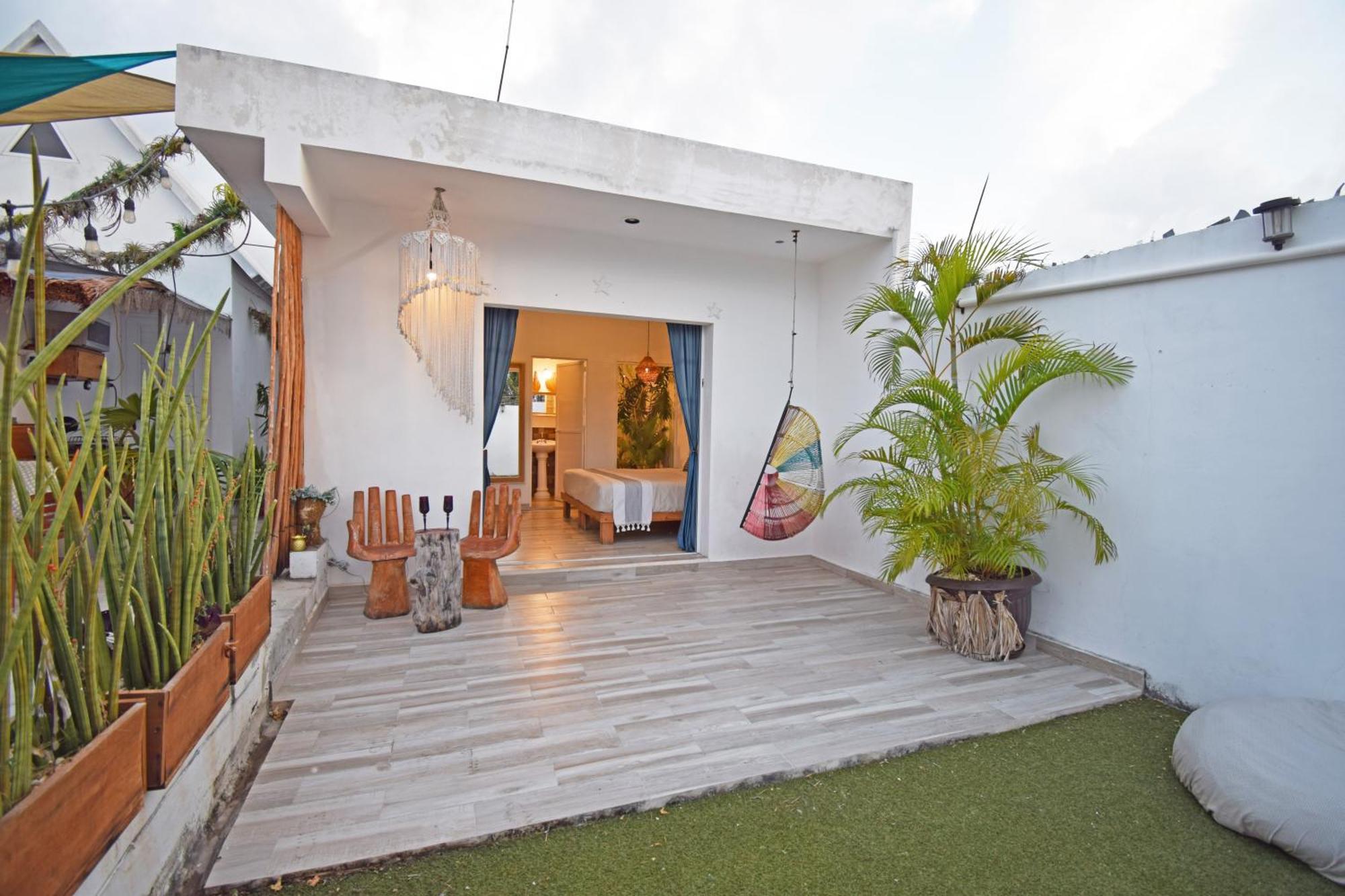 Tropical Bedroom -casa Nomis Cancún