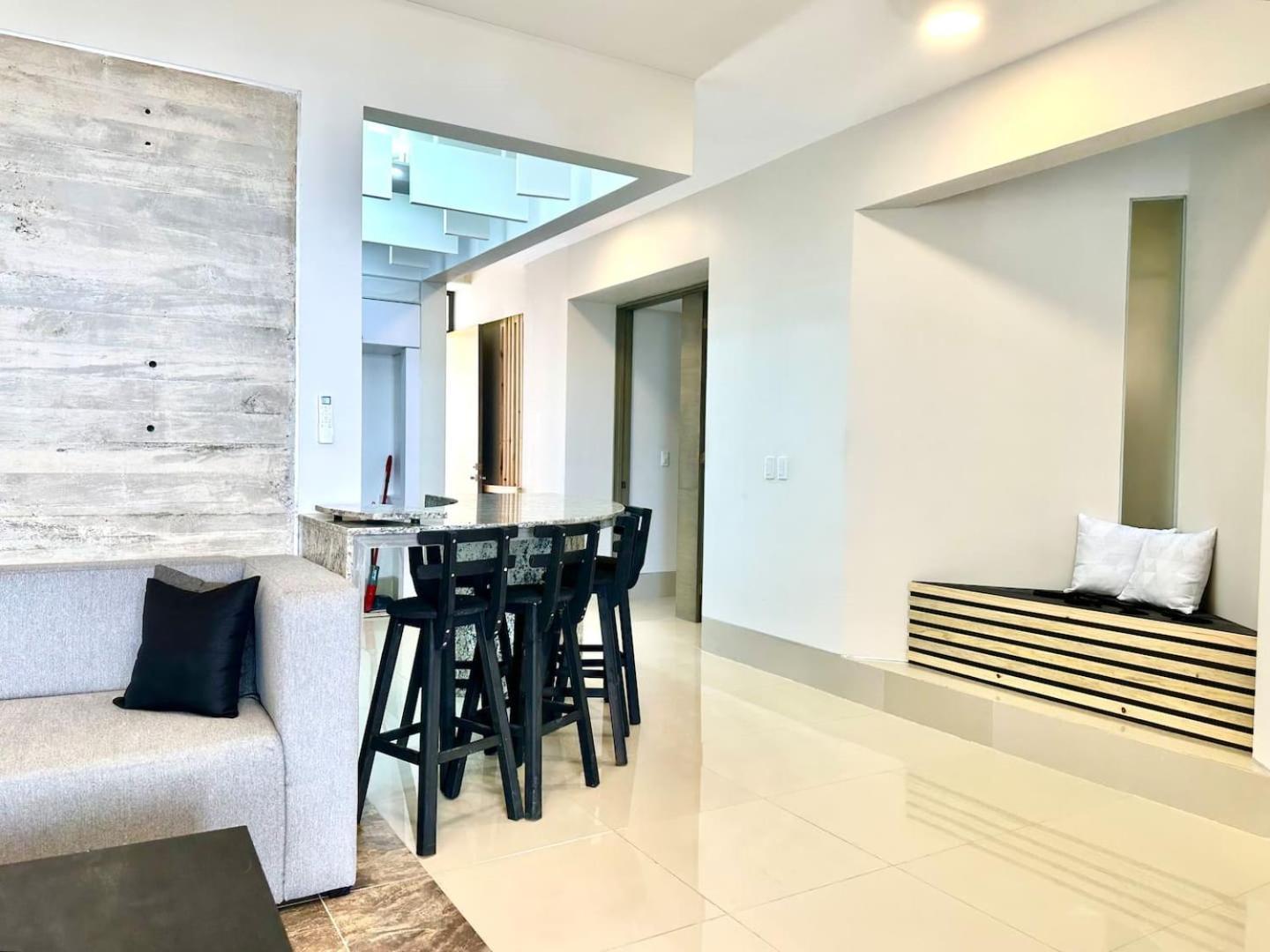 Zone Oceanside 2 Bedroom 2 Bath Apartment