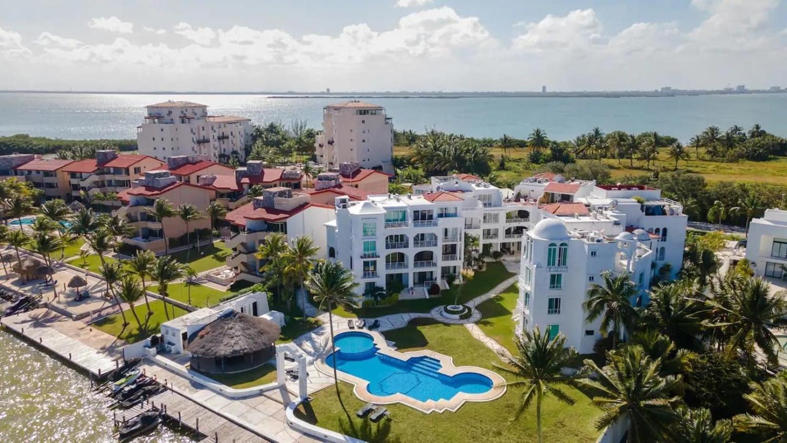 Zone Oceanside 2 Bedroom 2 Bath Cancun