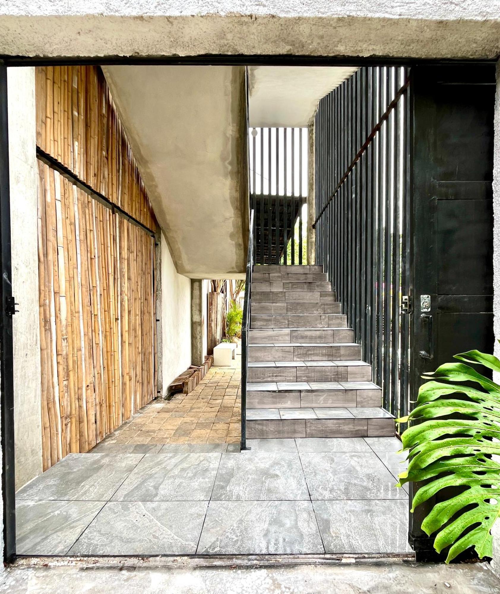 Urban Jungle Collection Apartment *