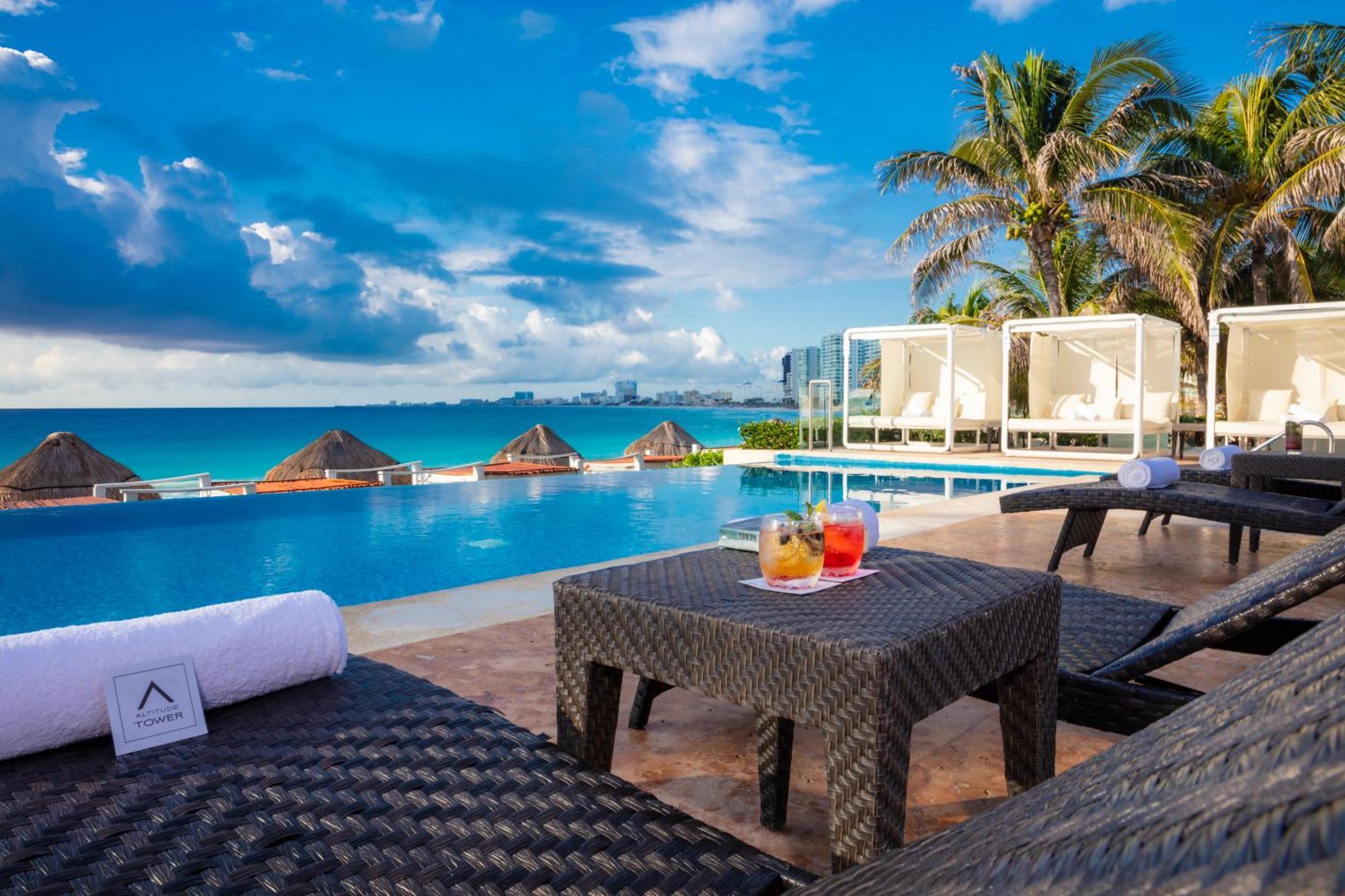 Resort Altitude At Krystal Grand Cancun