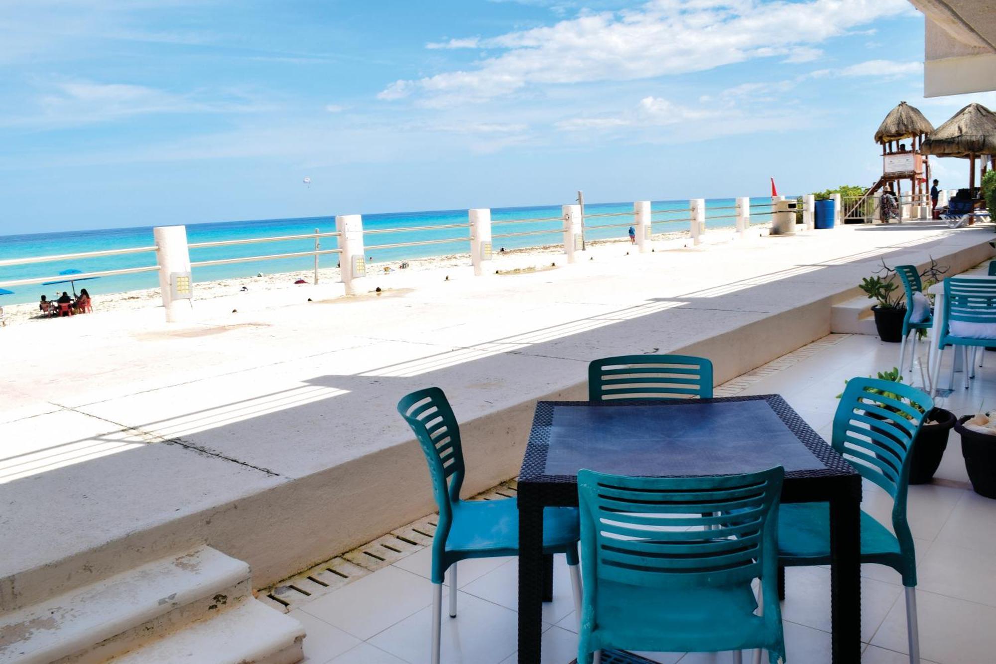 Apartment Beachfront Marlin 107 Cancun