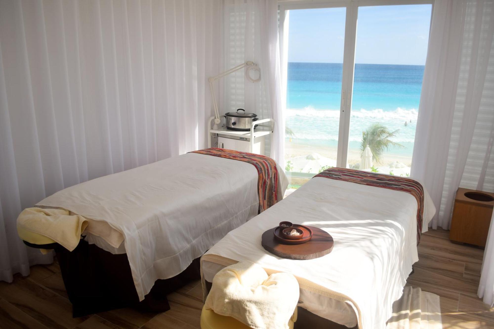 New At The Beach, Pool, Gym, 2d Apartment *